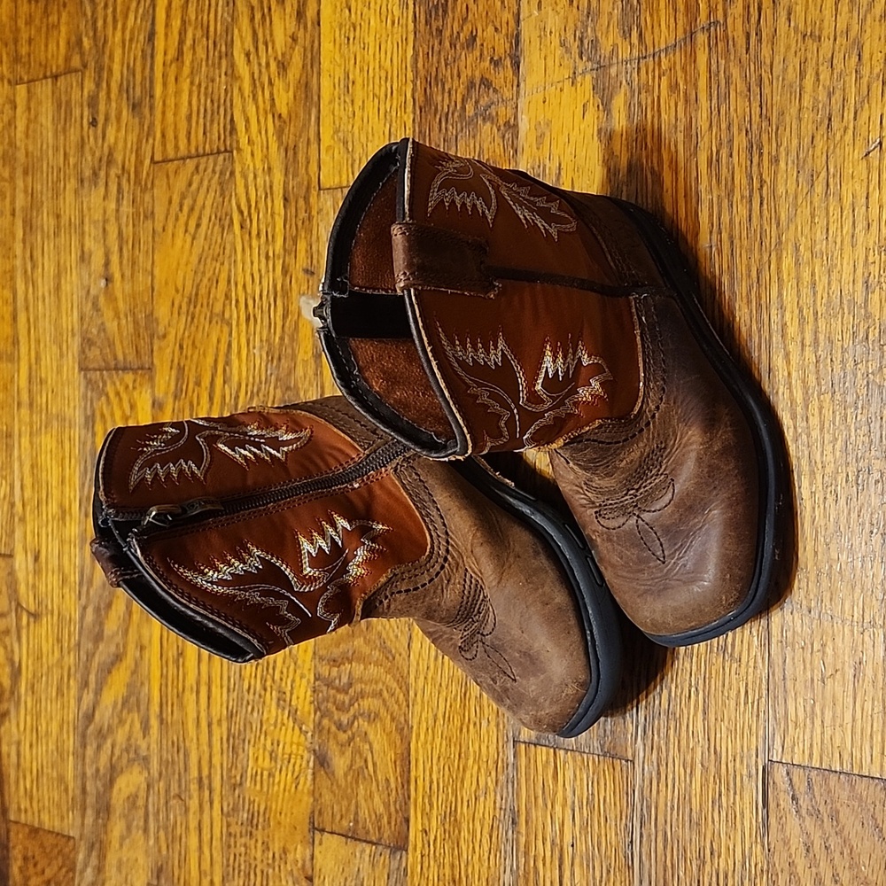 Toddler boots